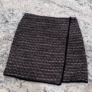LOFT Tweed Mini Skirt Size 10 Black Red White Wrap Detail